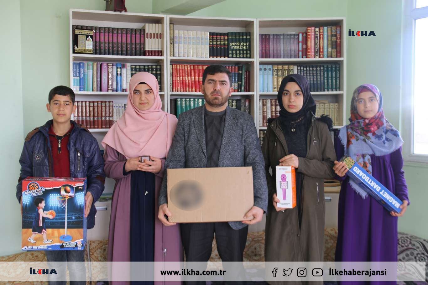 Diyarbakır Ergani'de Aynı aileden 5 kişi Siyer Yarışmasında dereceye girerek ödül kazandı