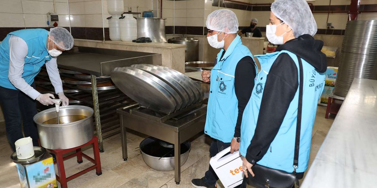 Diyarbakır'da bayram öncesi tatlı imalathanelerine sıkı denetim