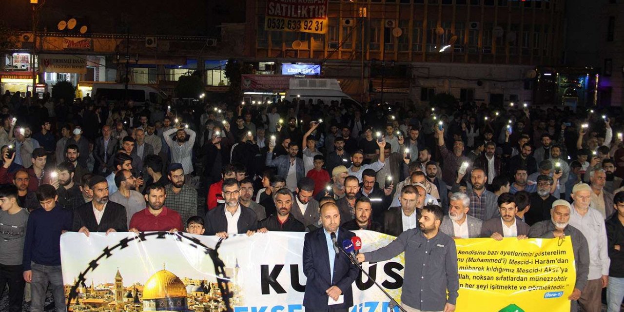 Diyarbakır Kudüs için meydanlara indi
