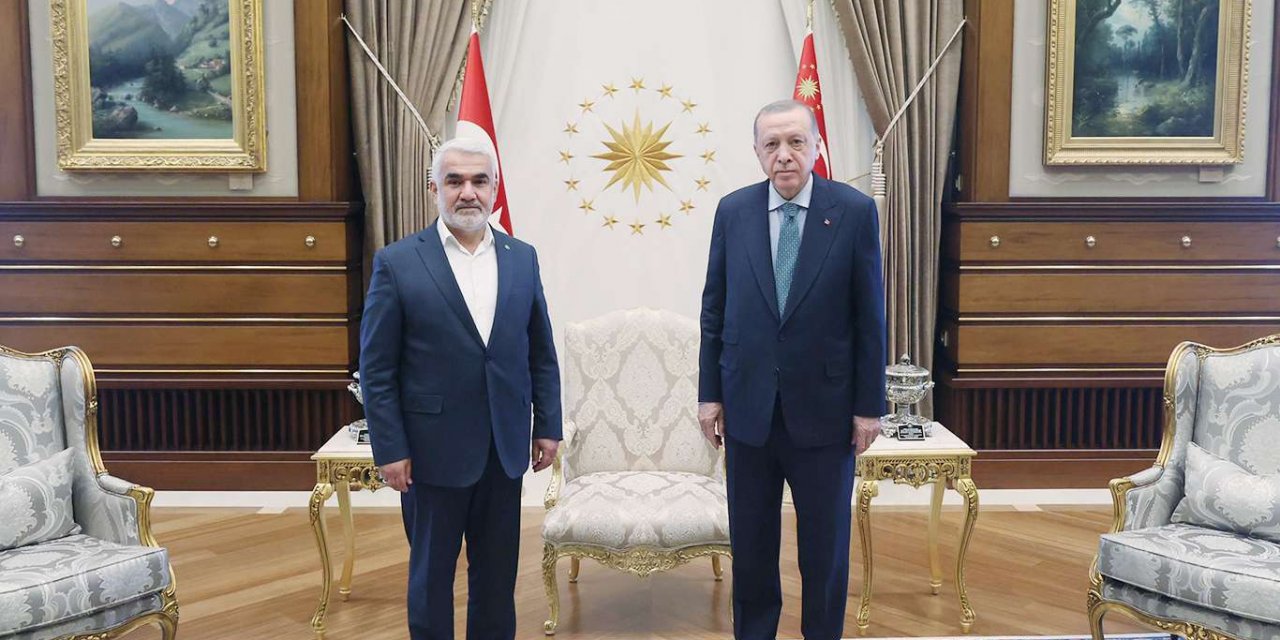 Cumhurbaşkanı Erdoğan ile HÜDA PAR Genel Başkanı Yapıcıoğlu görüştü