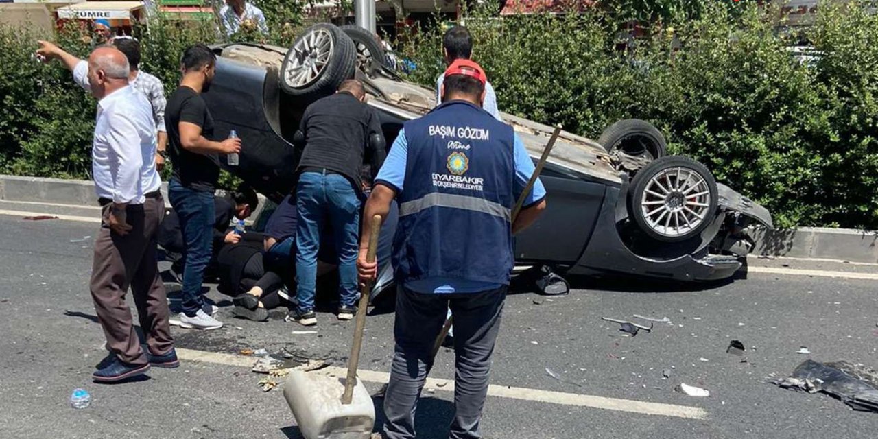 Diyarbakır'da trafik kazası: 2'si ağır 3 yaralı