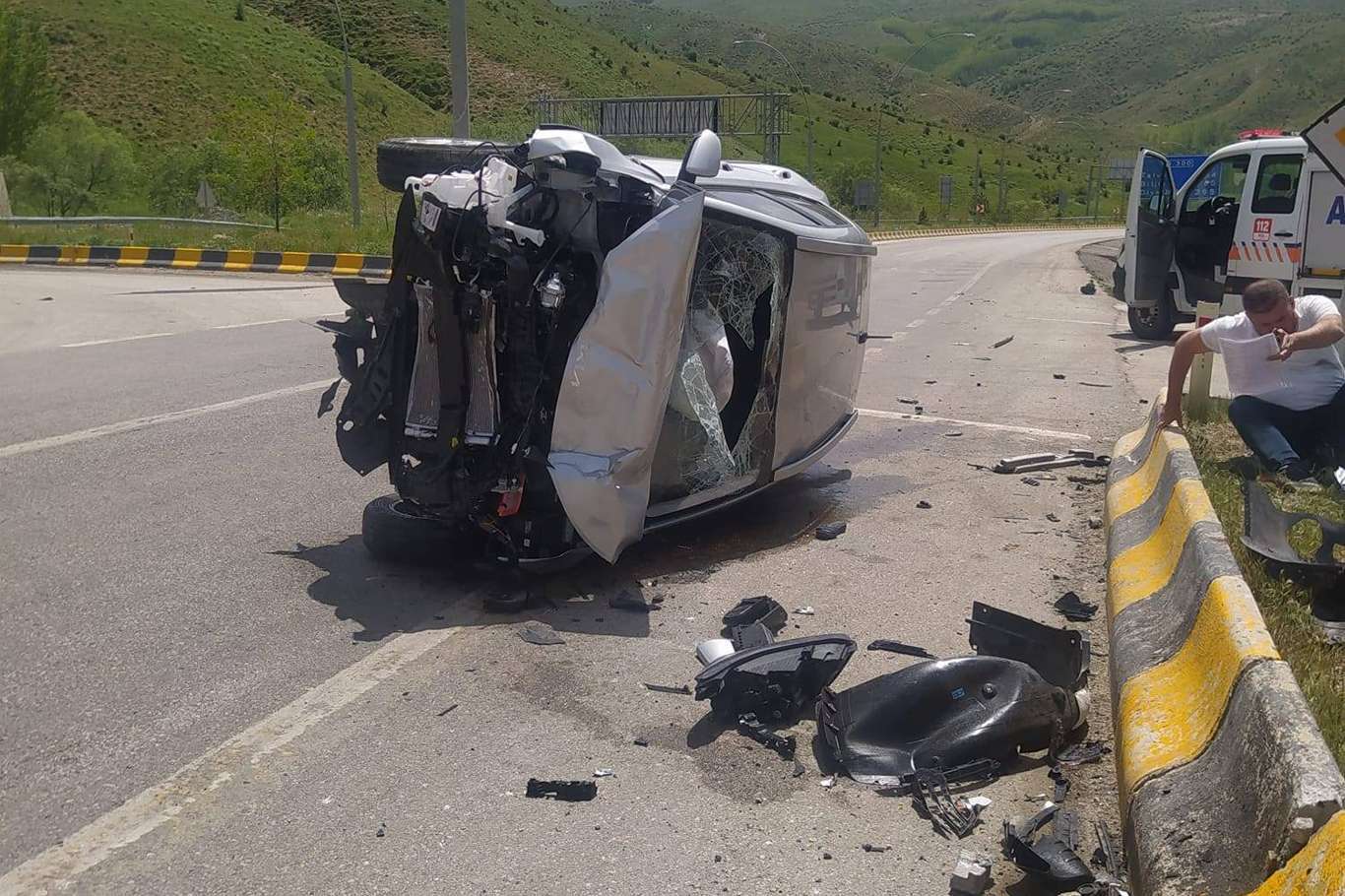 Li Bêdlîsê qeza: 10 birîndar