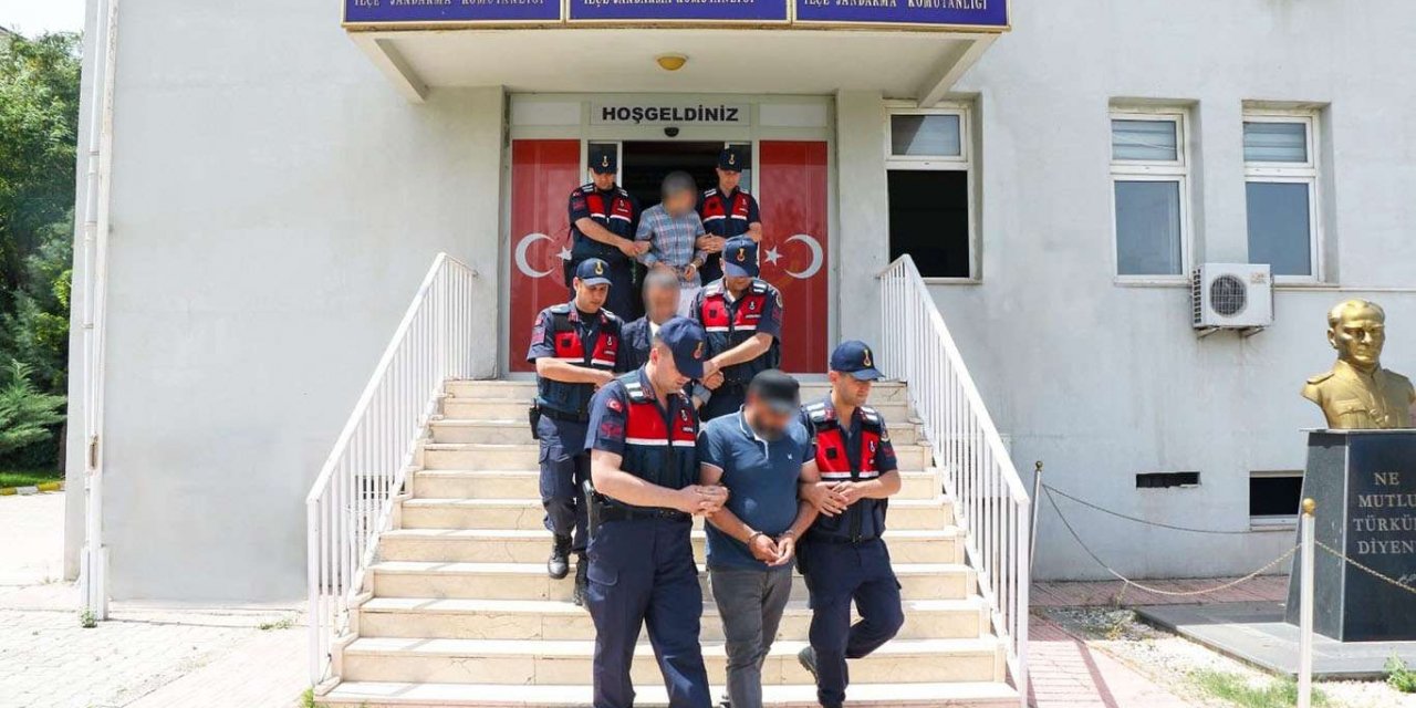 Diyarbakır'da kaçakçılık operasyonunda 2 kişi tutuklandı