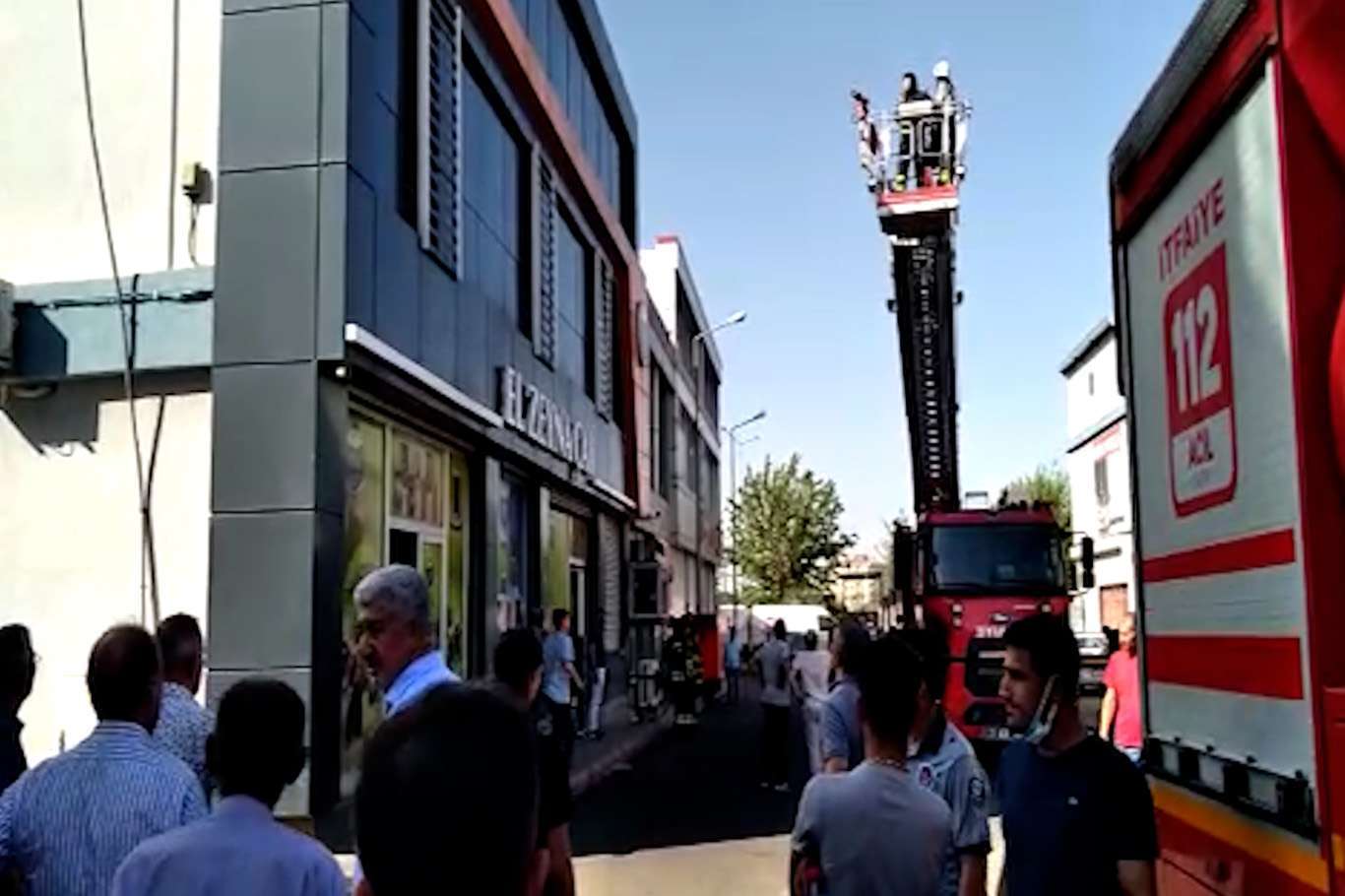 Li Dîyarbekir di Sîteya Tevahî de şewat