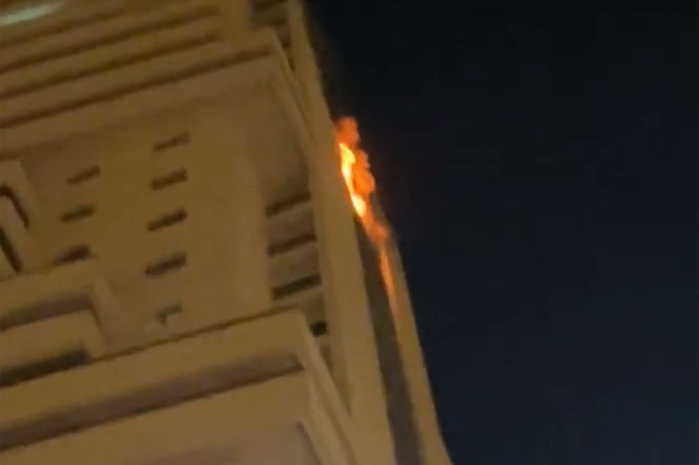 Li Dîyarbekirê di avahîyekê de şewat: Mirîyek