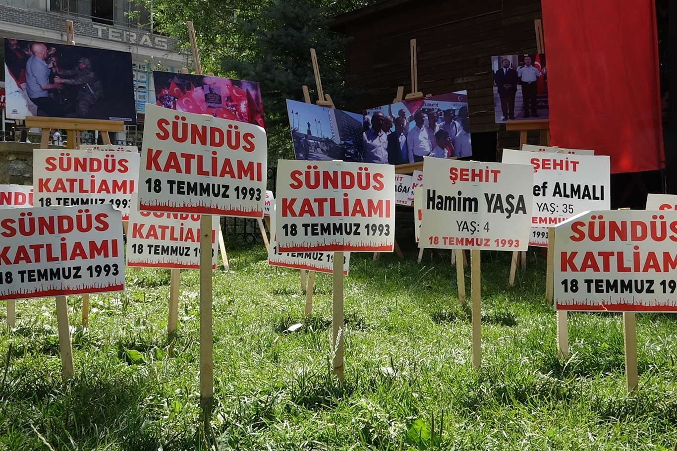 Ji ser qetilkirina 24 kesên ku ji teref PKKê ve hatin qetilkirin 29 sal derbas bûn