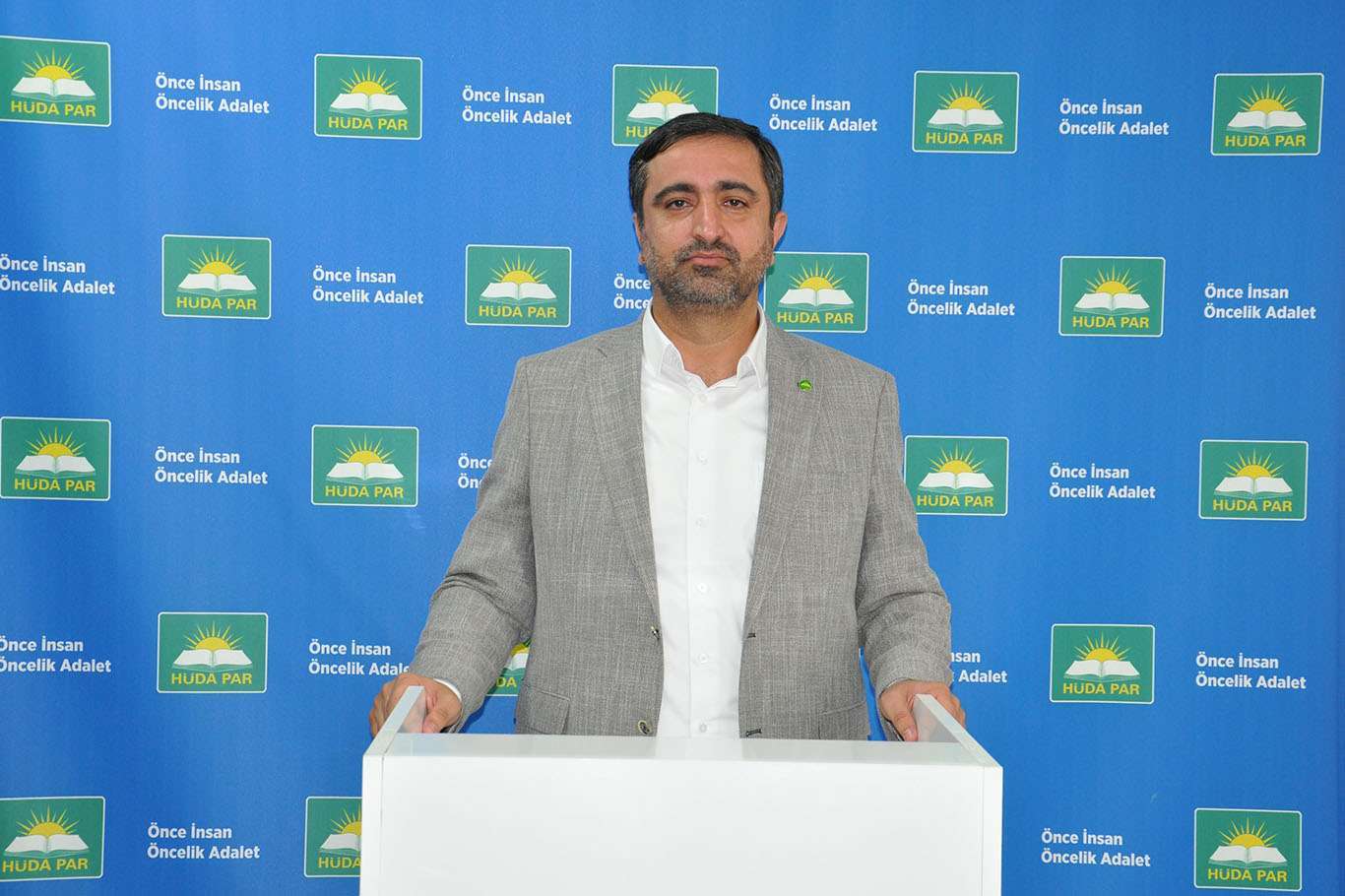 HUDA PAR: Emrîqa here li ku, bi xwe re xwîn û hêsiran dibe