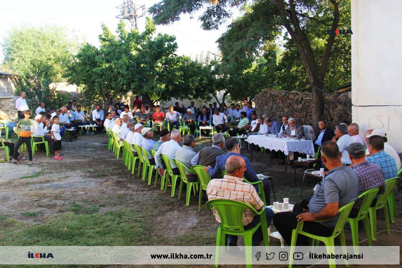 HÜDA PAR Genel Başkanı Zekeriya Yapıcıoğlu, Van'da halkla buluştu