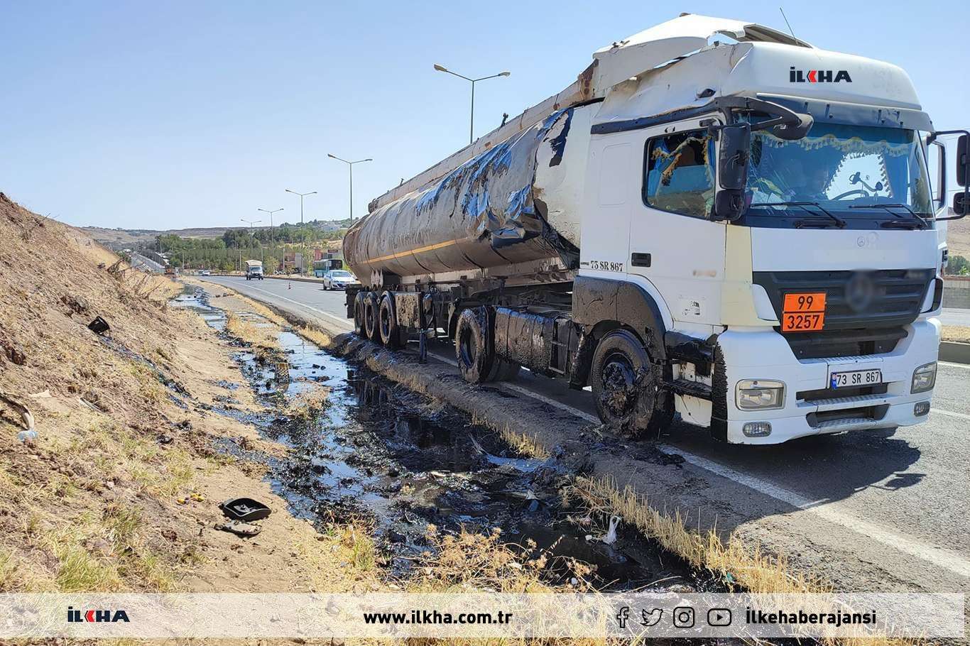 Li Diyarbekir'ê qulbûna tankera zîftê qeraxa rê reş kir