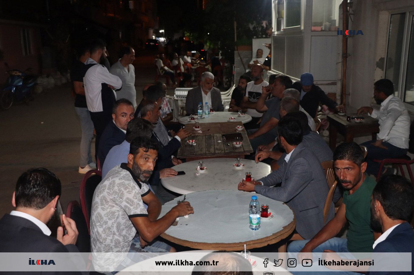 Serokê Giştî yê HUDA PARê Zekerîya Yapicioglu, bi welatîyên Roman re hat cem hev