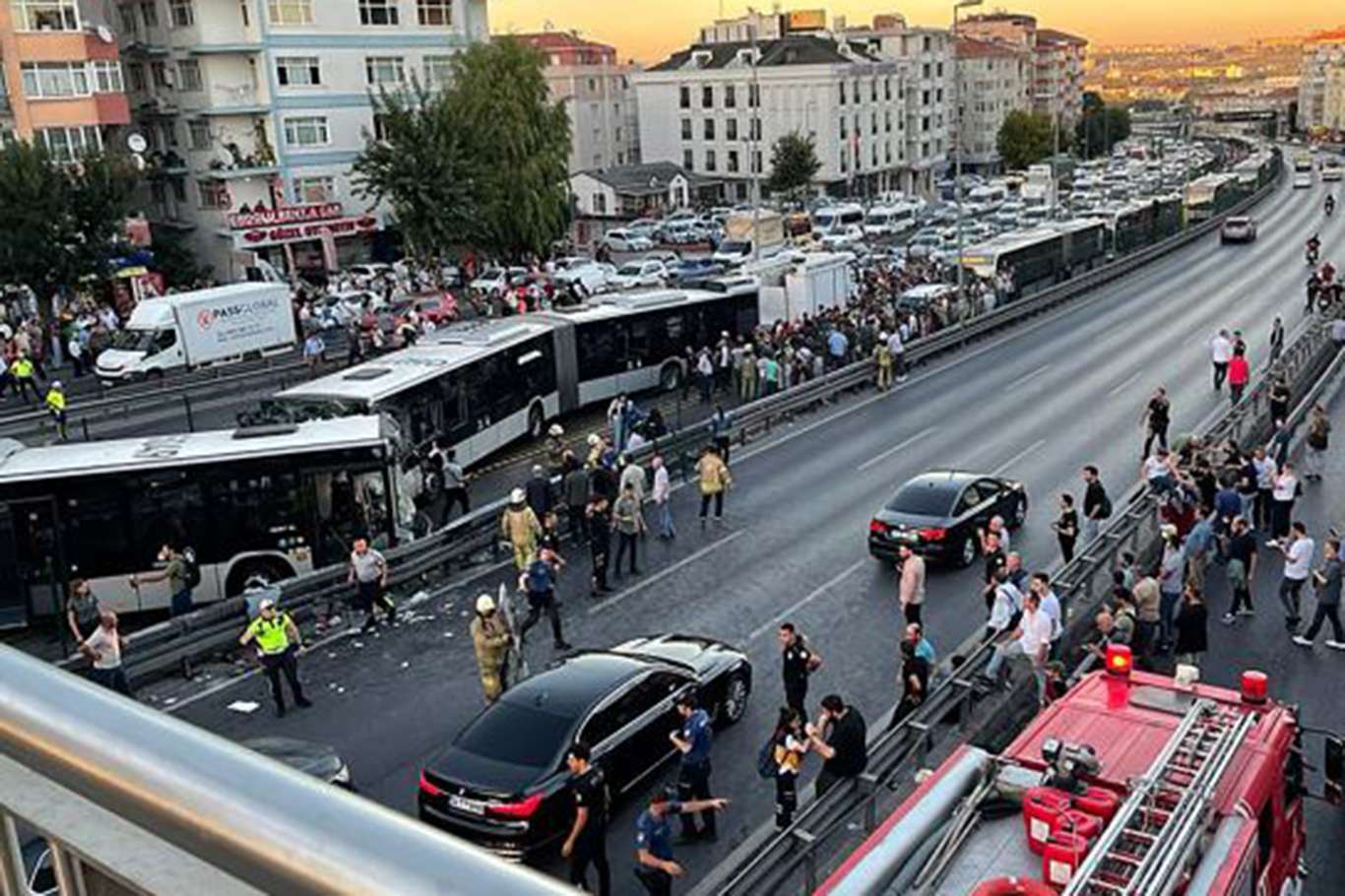 Di qezaya metrobûsê ya li Stenbolê de hejmarê birîndaran zêde dibe