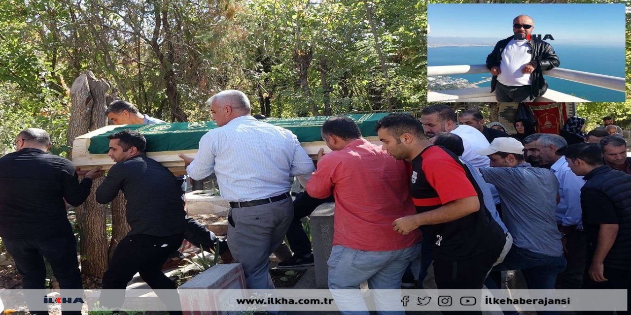 Antalya’da vahşice katledilen Karanfil, memleketi Diyarbakır’da defnedildi