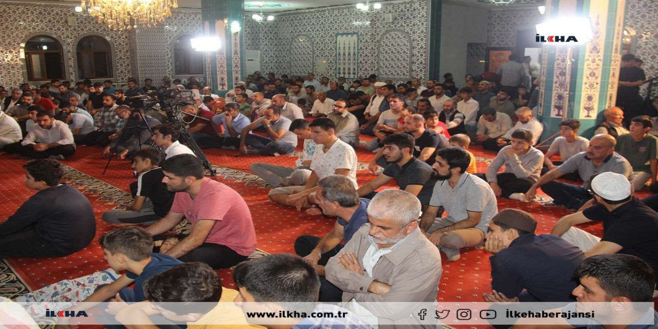 Mevlid Kandili'nde Diyarbakırlılar camilere akın etti