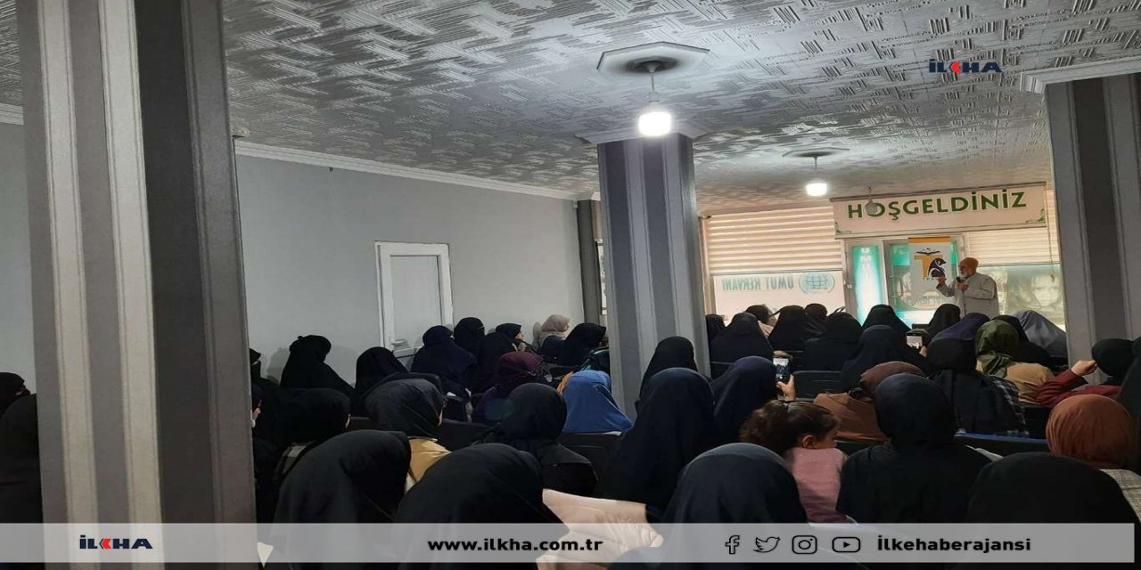 Îlahîyatvan Mehmed Goktaş: Pîrekên Misilman di pêvajoya 28ê Sibatê de bi tesettûrên xwe micadeleyeke mezin dan