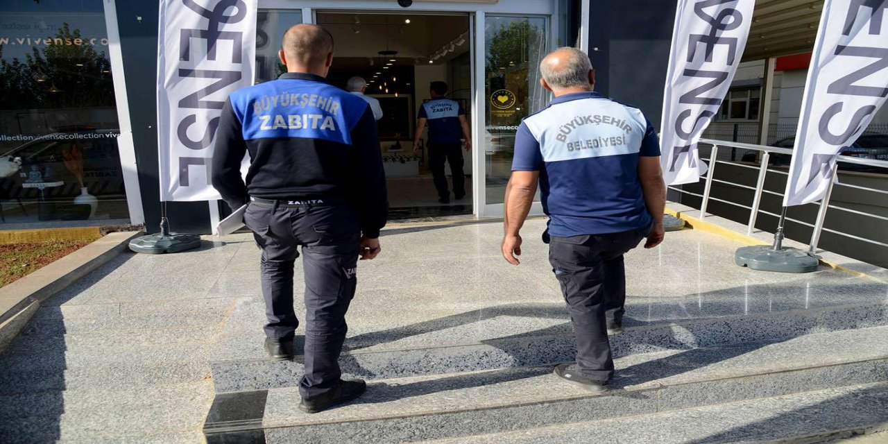 Diyarbakır'da zabıta’dan tabela-reklam denetimi