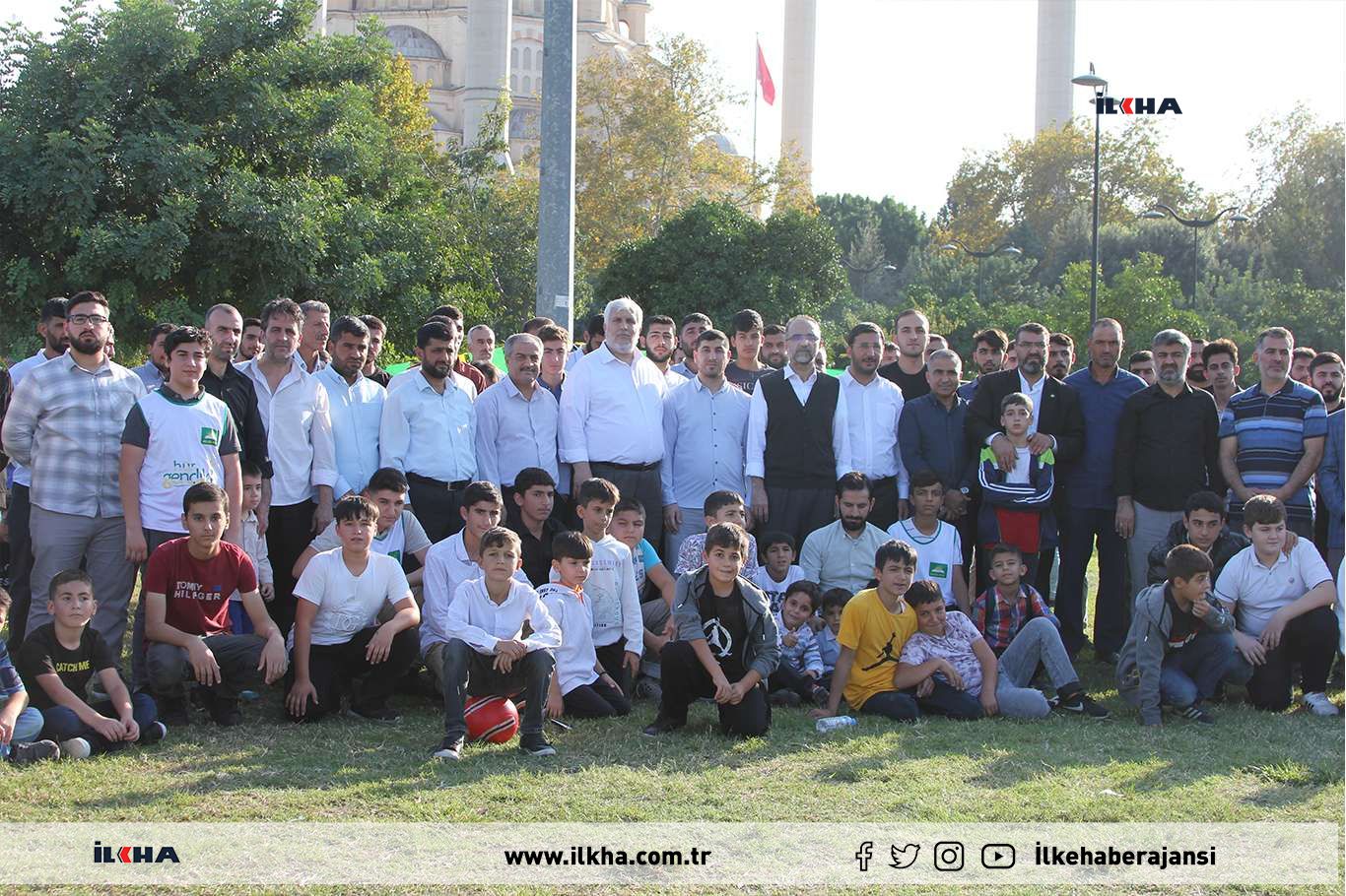 HÜDA PAR'ın ülke genelinde düzenlediği "Gençlik Haftası" etkinliklerinin finali Adana'da yapıldı