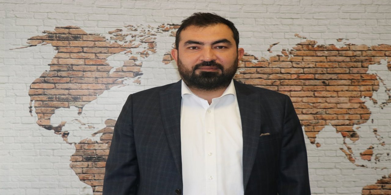 UMHD Başkanı Demir: Batı mültecilerin dinine ve ırkına göre bakarak muamele ediyor