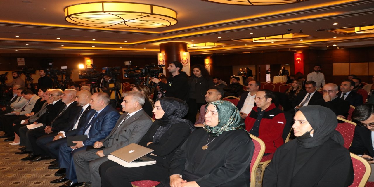 Komxebata “Kurd Çi Dixwazin?” li Enqereyê dest pê kir