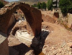 Han Mahmut Köprüsü'nde restorasyon çalışması