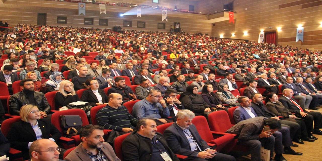 "Geçmişten Günümüze Uluslararası Ergani Sempozyumu" başladı