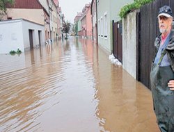 Orta Avrupada sel: 4 ölü 8 kayıp