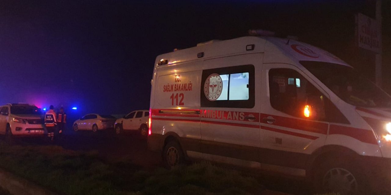 Diyarbakır Çarıklı'da polis servis aracına saldırı: İlk belirlemelere göre 8 yaralı