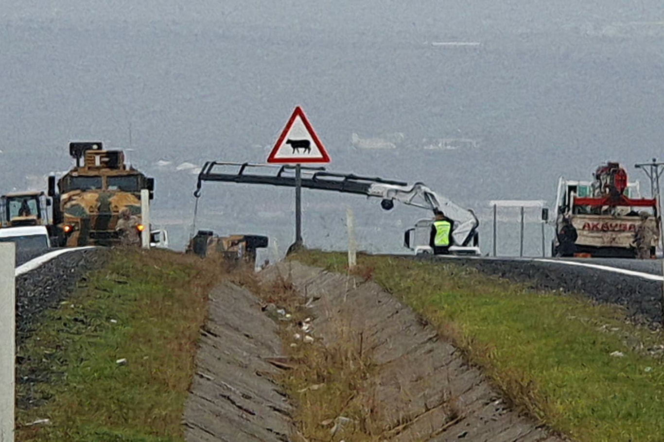 Diyarbakır'da askeri araç devrildi: 6 yaralı