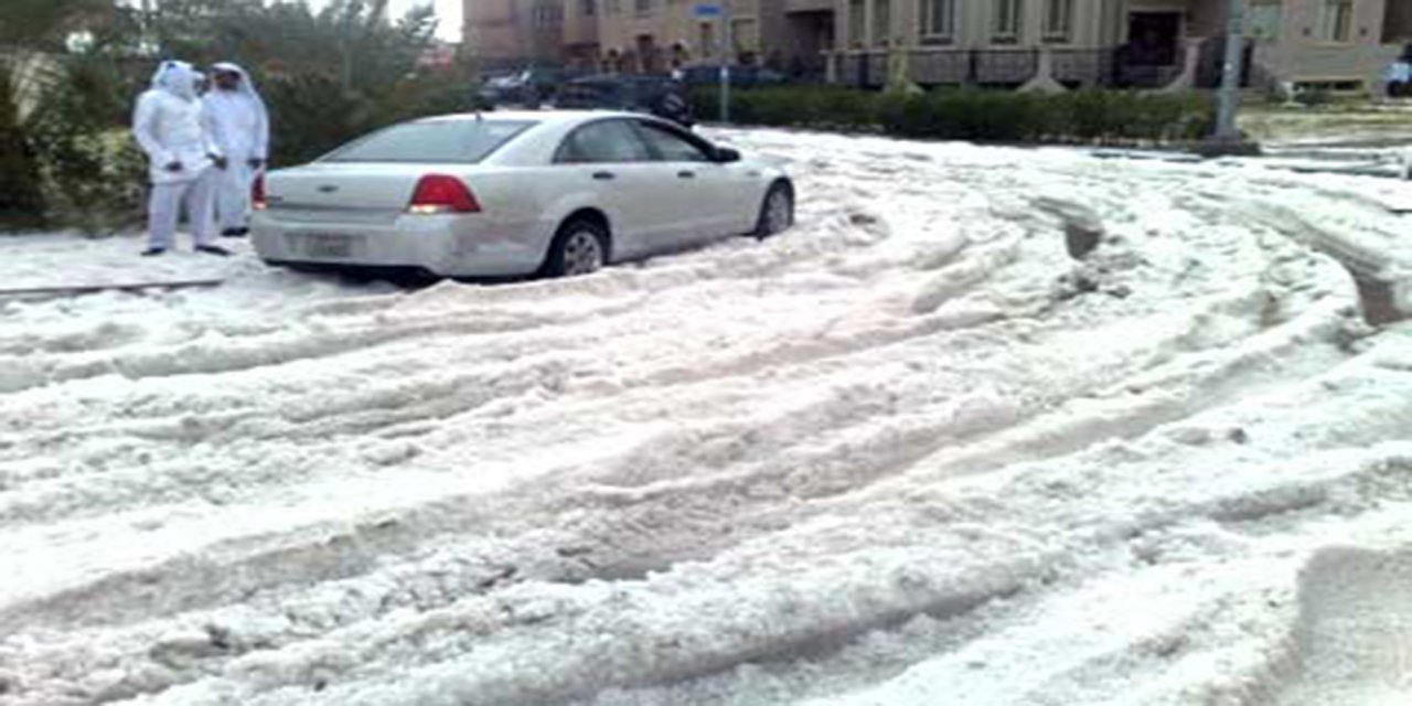 Li Kuweytê berf barîya