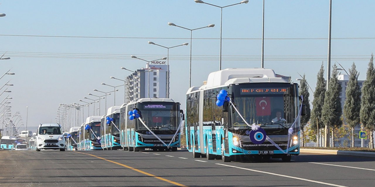 Diyarbakır'da 11 yeni körüklü otobüs hizmete alındı