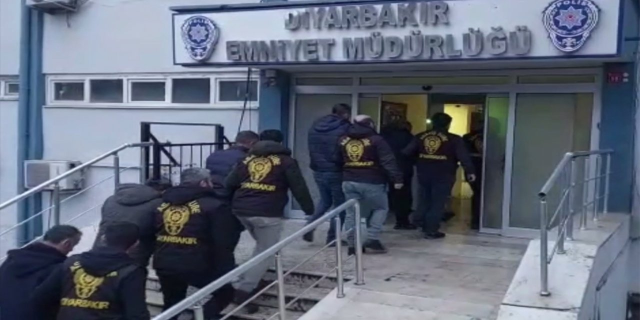 Diyarbakır'da torbacı operasyonunda 24 tutuklama