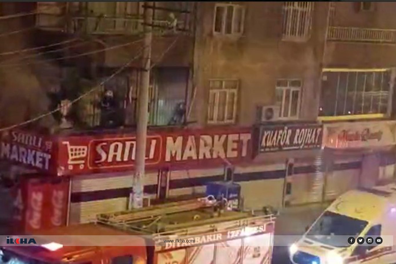 Diyarbakır'da gece vakti çıkan yangın korkuttu