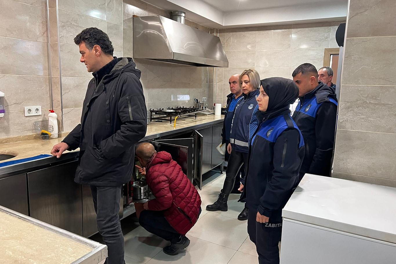 Diyarbakır'da Tatlıcı denetimlerinde miadı geçmiş ürünlere el konuldu