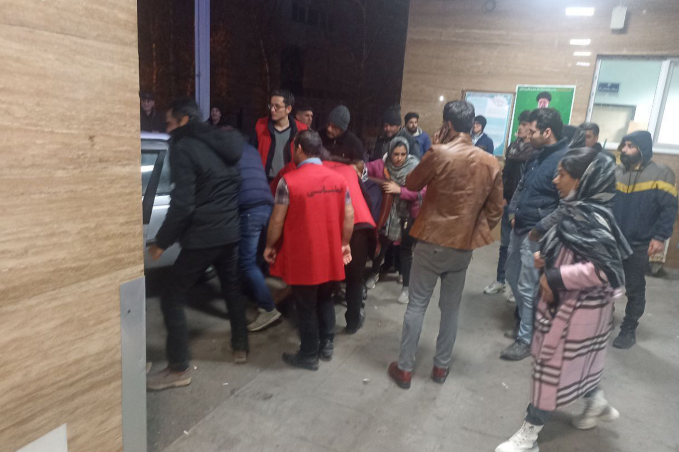 Di erdhêja li Xoyê de 3 kes mirin û 600 kes jî birîndar bûn