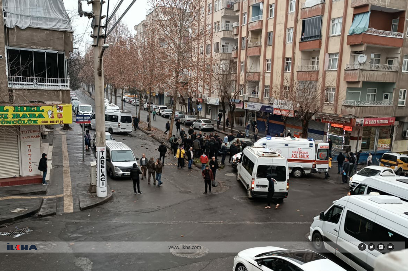 Diyarbakır'da Şehitlik'te savrulduğu aracının altında ezilen sürücü ağır yaralandı