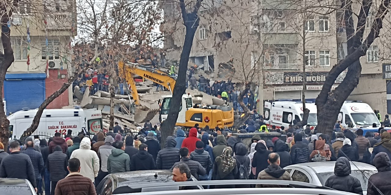 Diyarbakır'da depremde 14 kişi hayatını kaybetti, 226 kişi yaralandı