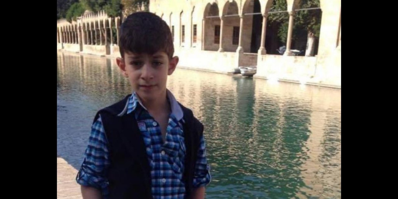 Ömer Faruk Ekinci'nin oğlu EMİRHAKTAN EKİNCİ vefat etmiştir