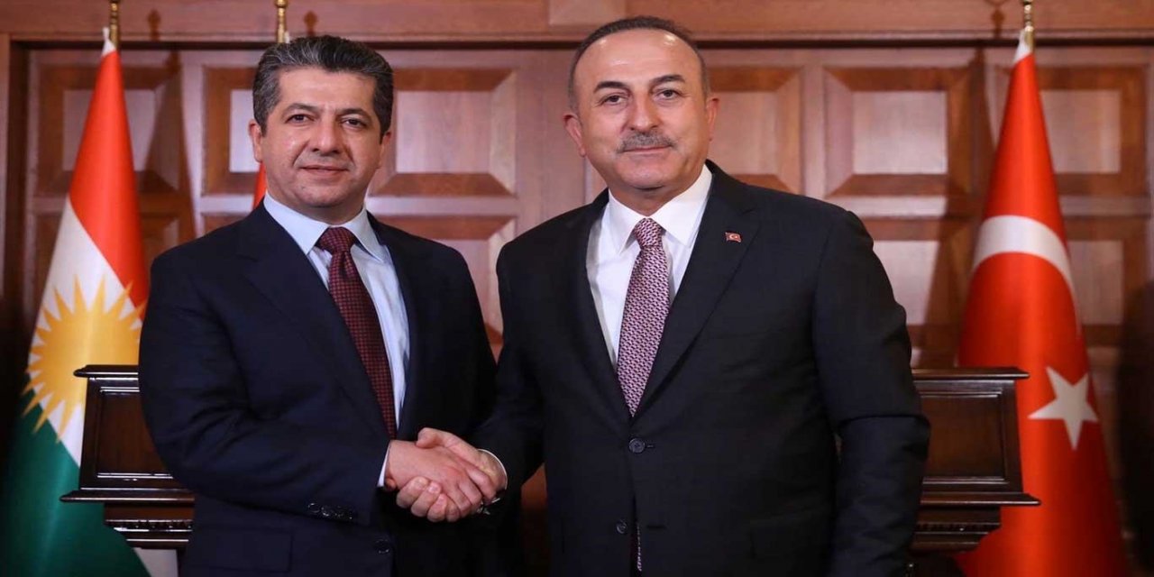 Barzanî, bi Çavuşoglu re axivî: Ji bo alîkarîyê em amade ne