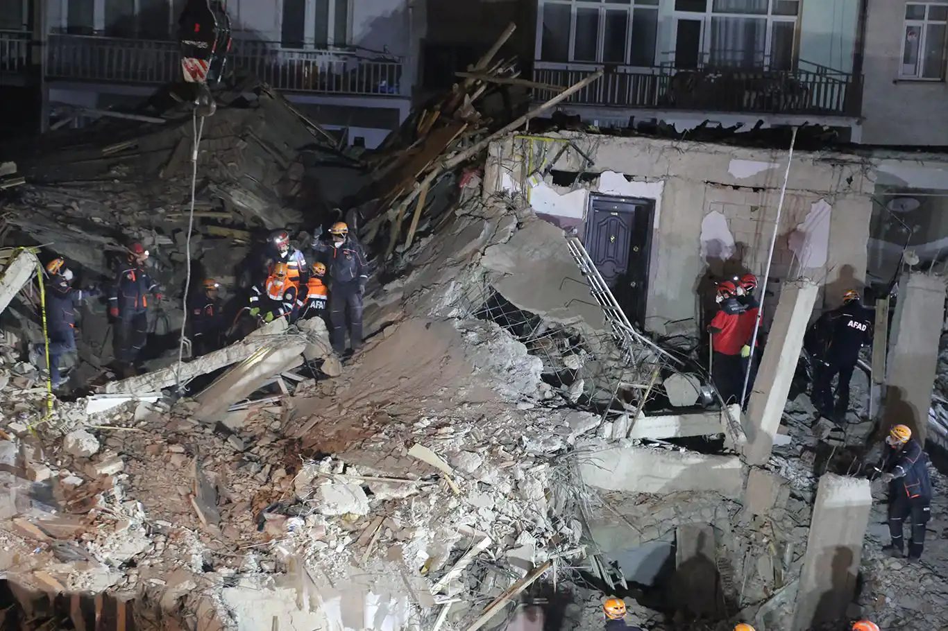Depremin vurduğu Nurdağı tamamen yıkılıp inşa edilecek
