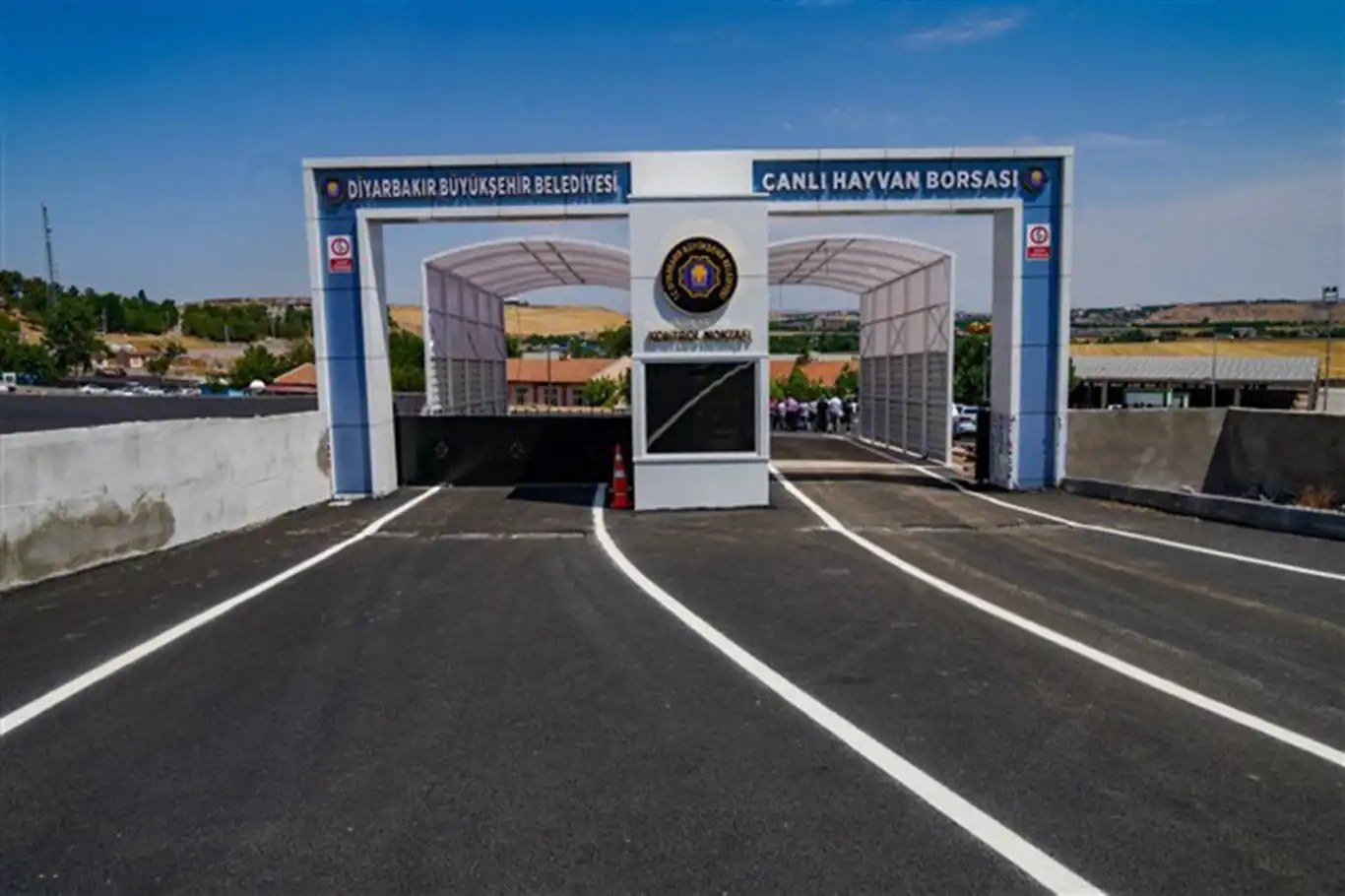 Diyarbakır Canlı Hayvan Borsası şap hastalığı ile mücadele kapsamında kapatıldı