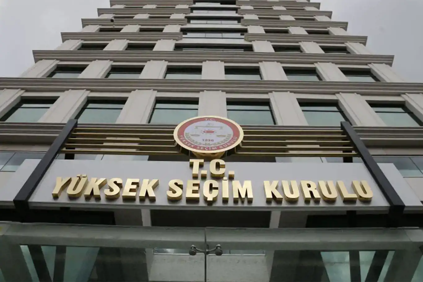 YSK: Seçim takvimi 18 Mart olarak belirlenmiştir