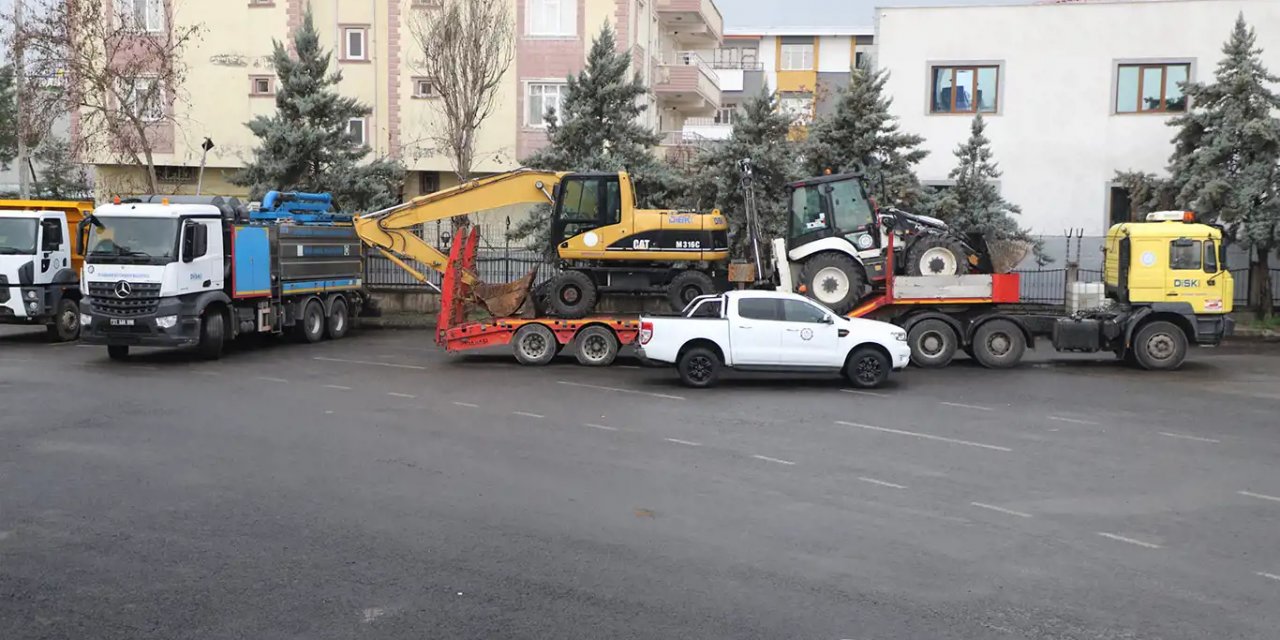 DİSKİ’den selden zarar gören Şanlıurfa’ya araç ve personel desteği