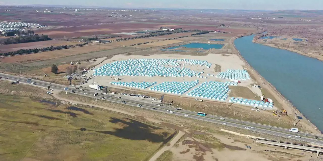 Diyarbakır Valiliği: Çadır kentte barınan depremzedelerin tedbir amacıyla tahliyelerine karar verildi