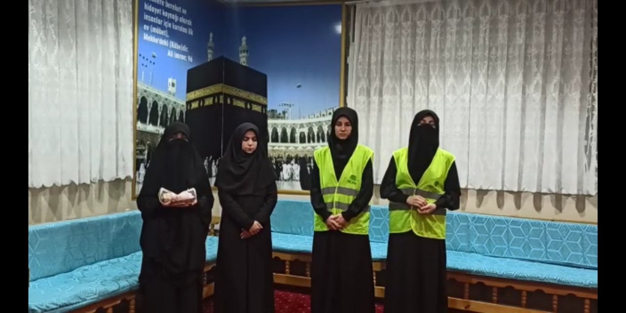 Medrese öğrencilerinden depremzedelere yardım