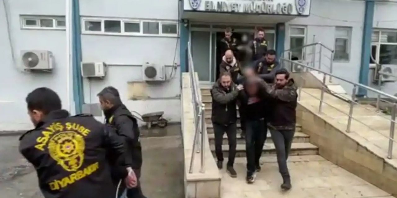 Diyarbakır'da deprem sonrası hasarlı binalarda hırsızlık yapan 12 şüpheli tutuklandı