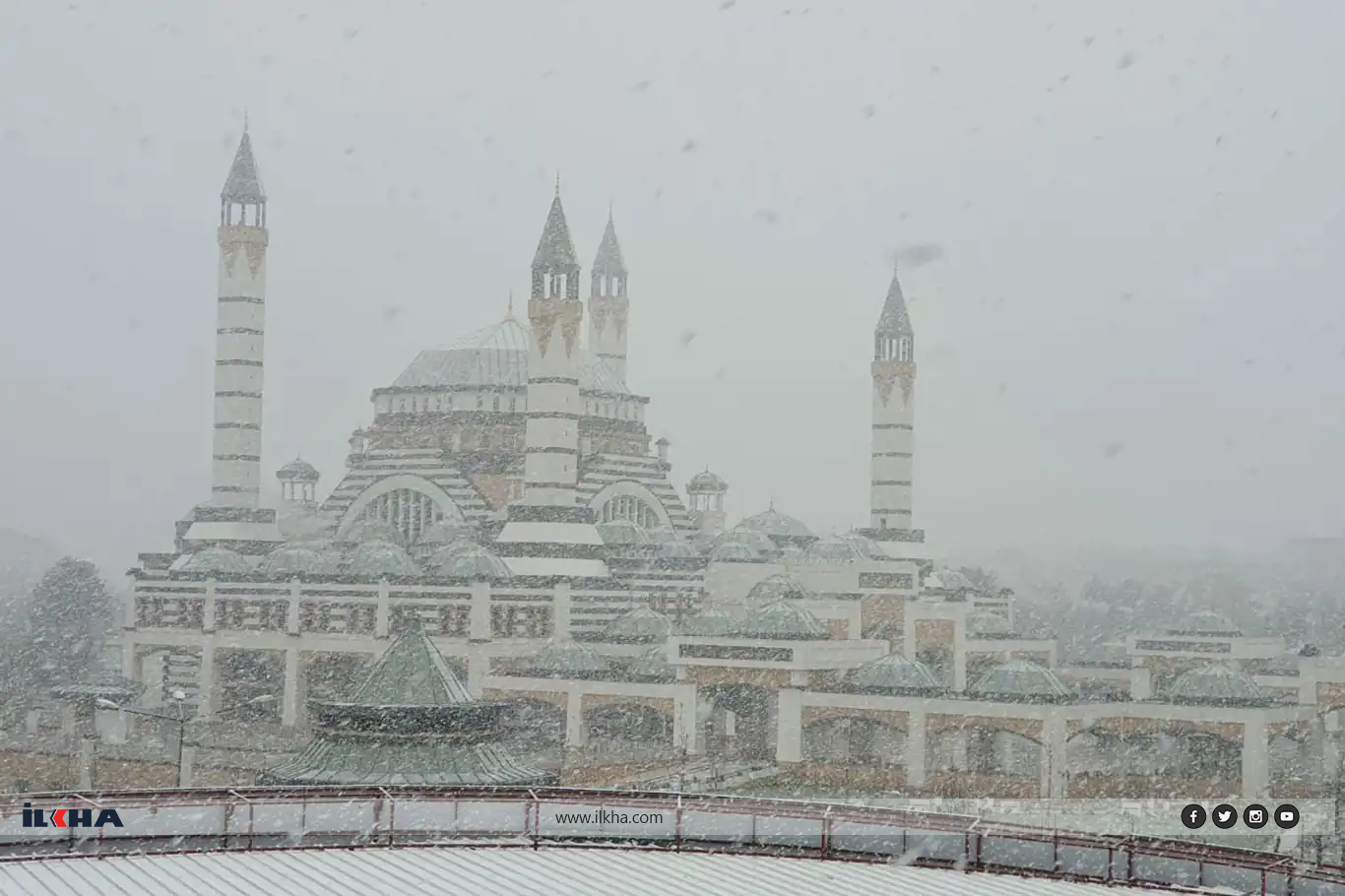 Mart ayının son gününde Diyarbakır'da kar yağışı