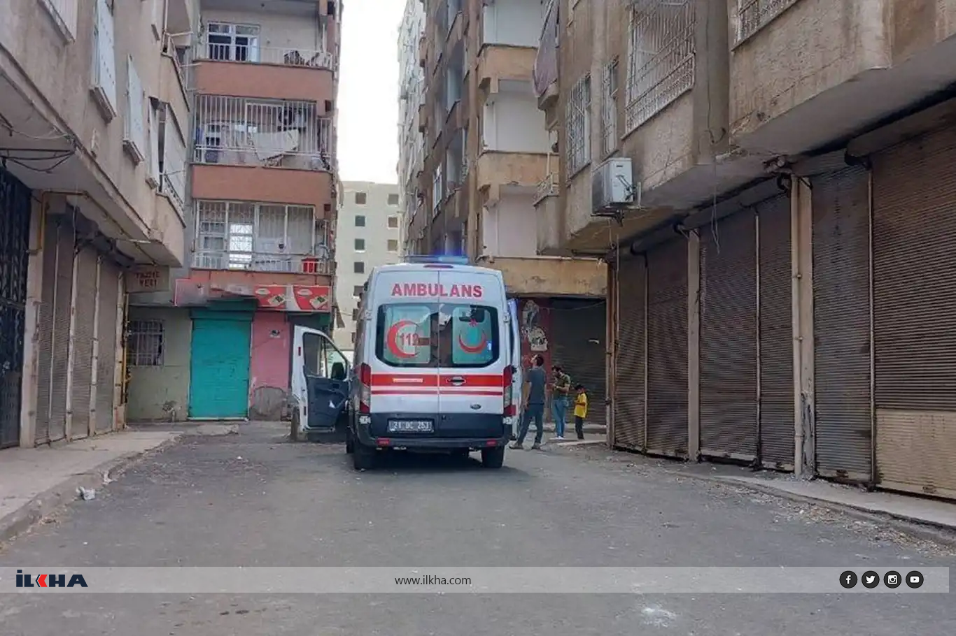 Diyarbakır'da kurcaladığı silah ateş alınca kendini yaraladı
