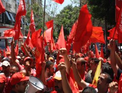 CHP'li Belediye işçileri eylem yaptı