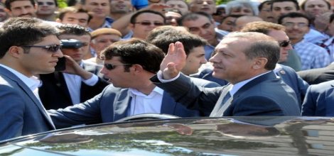 Başbakan Erdoğan'ı Karşılama Krizi!