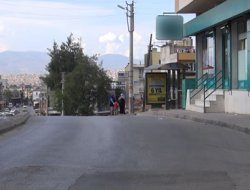 Duraktaki ahlaksız reklam kaldırıldı