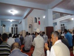 Çınarlılar Miraç Kandili Gecesi Ellerini Duaya açtı. VİDEO